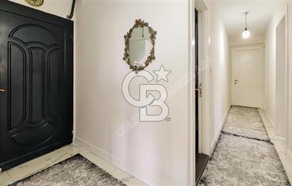 Kuşadası Ege Mahallesi'nde Satılık 3+1 Deniz Manzaralı Daire