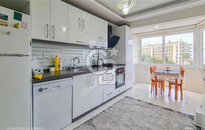 Kuşadası Ege Mahallesi'nde Satılık 3+1 Deniz Manzaralı Daire