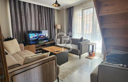 Kağıthane Akçay Sokak'ta Satılık Teraslı Dubleks Daire