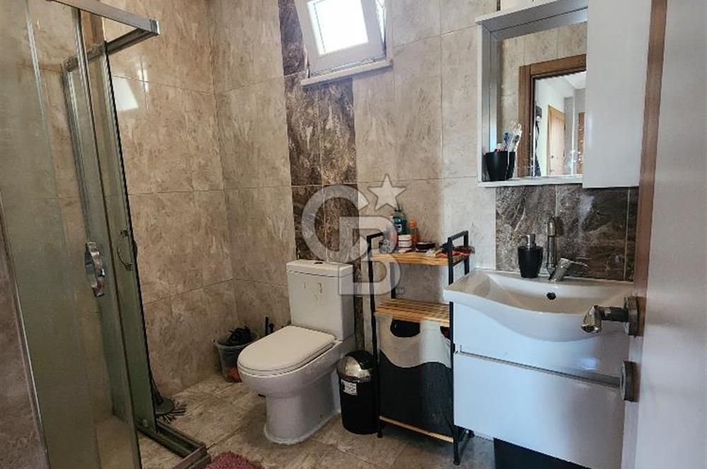 Kağıthane Akçay Sokak'ta Satılık Teraslı Dubleks Daire