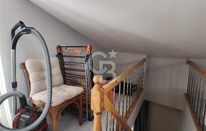 Kağıthane Akçay Sokak'ta Satılık Teraslı Dubleks Daire