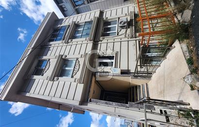 Kağıthane Akçay Sokak'ta Satılık Teraslı Dubleks Daire