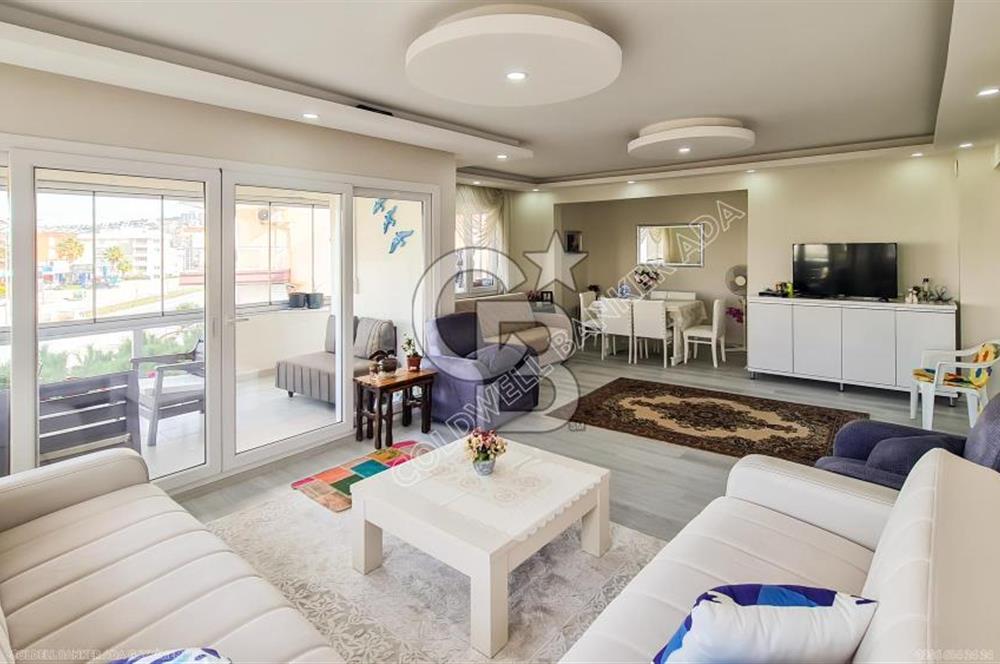 Kuşadası Ege Mahallesi'nde Satılık 3+1 Deniz Manzaralı Daire