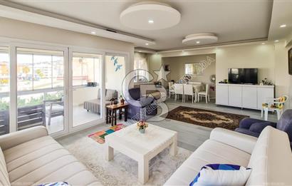 Kuşadası Ege Mahallesi'nde Satılık 3+1 Deniz Manzaralı Daire