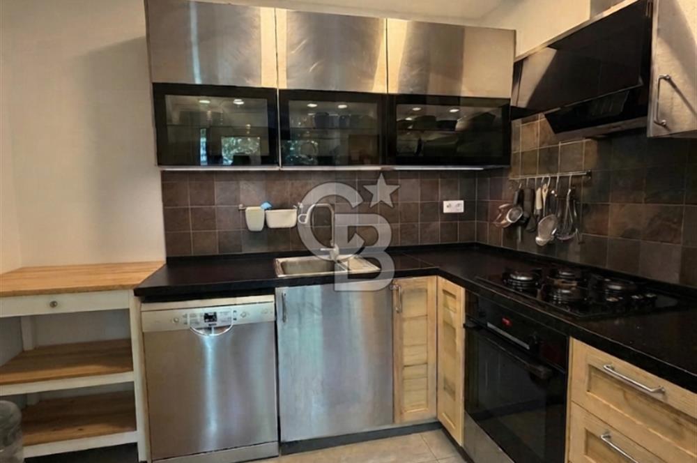 Koşuyolunda Keyifli Müstakil Kiralık Mobilyalı Dubleks Daire