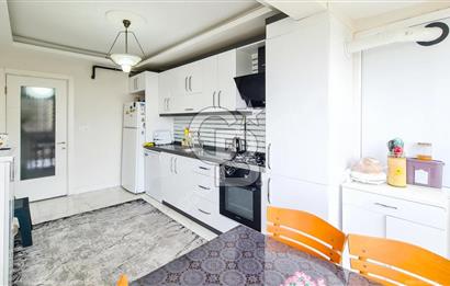 Kuşadası Ege Mahallesi'nde Satılık 3+1 Deniz Manzaralı Daire