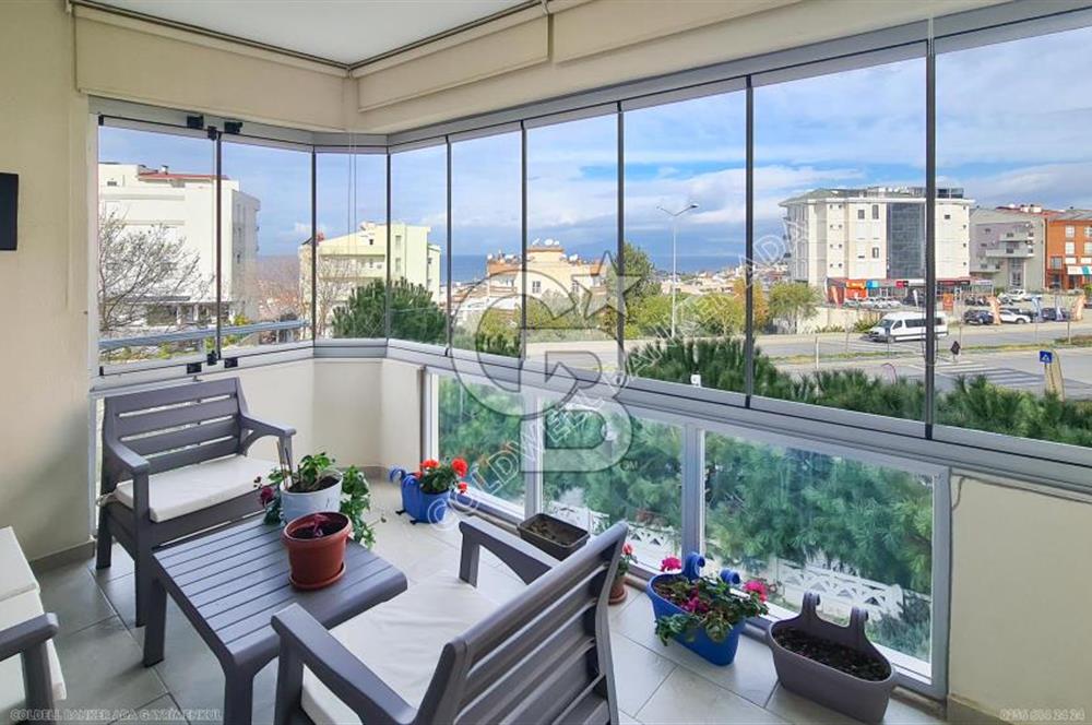 Kuşadası Ege Mahallesi'nde Satılık 3+1 Deniz Manzaralı Daire
