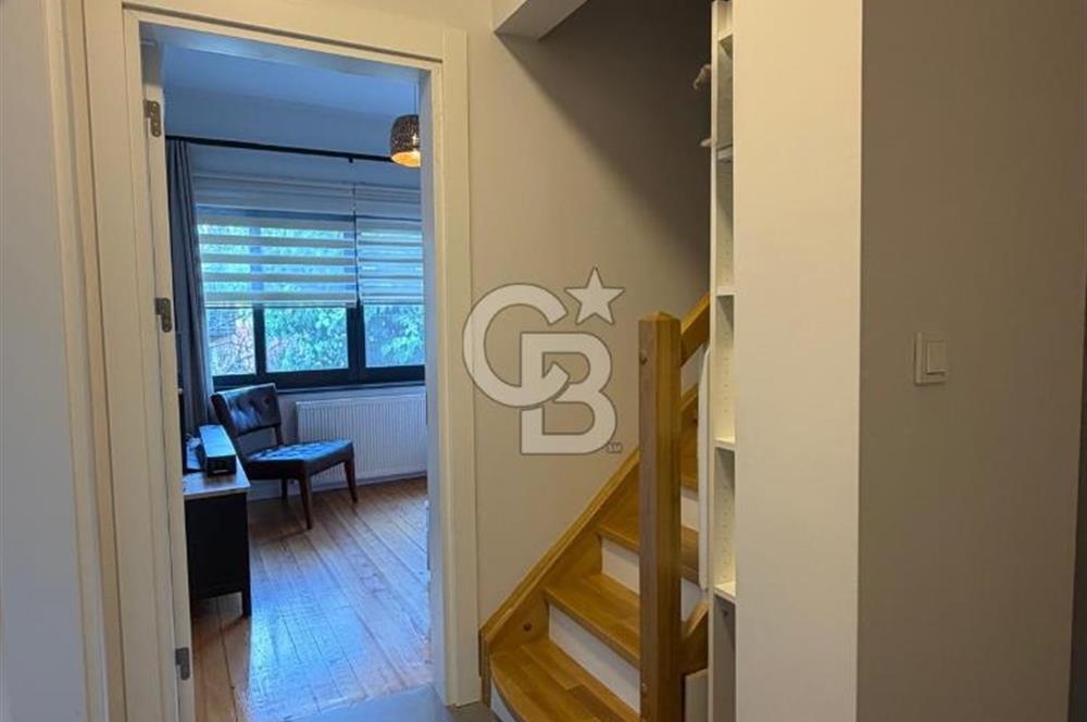 Koşuyolunda Keyifli Müstakil Kiralık Mobilyalı Dubleks Daire