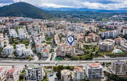 Kuşadası Ege Mahallesi'nde Satılık 3+1 Deniz Manzaralı Daire