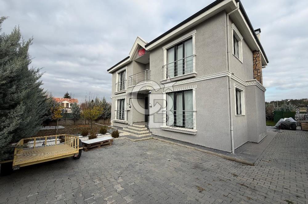 Kayı mahallesinde satılık villa