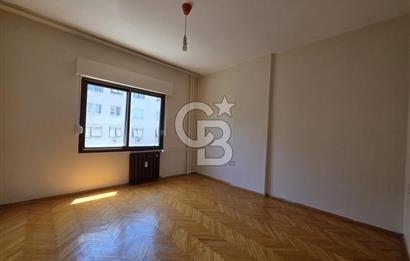 Bornova Süvari Caddesinde 2+1 Kiralık Daire