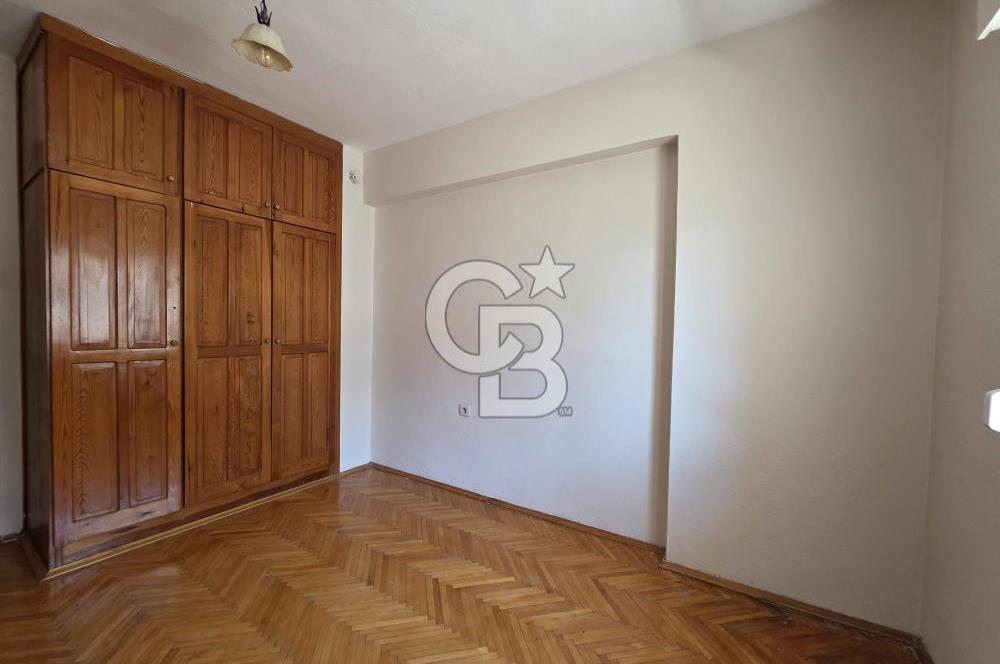 Bornova Süvari Caddesinde 2+1 Kiralık Daire