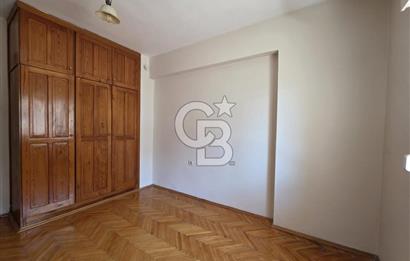 Bornova Süvari Caddesinde 2+1 Kiralık Daire