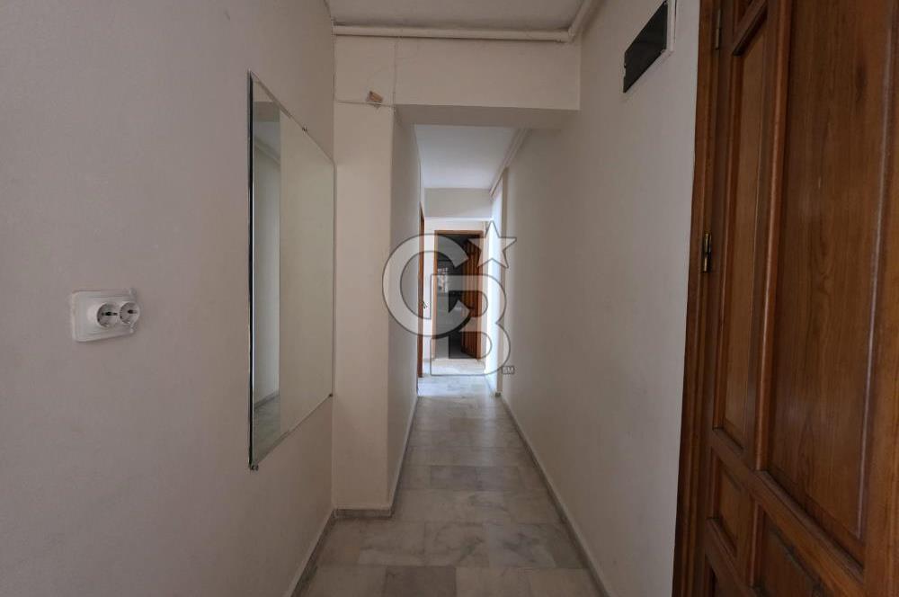 Bornova Süvari Caddesinde 2+1 Kiralık Daire