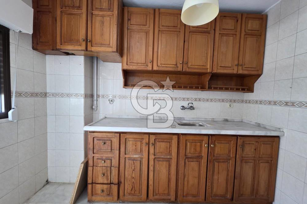Bornova Süvari Caddesinde 2+1 Kiralık Daire