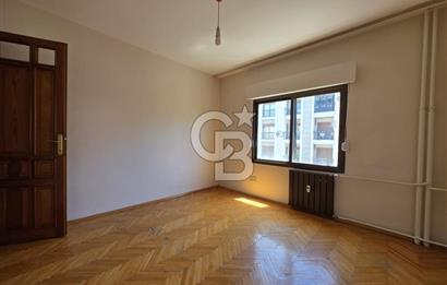 Bornova Süvari Caddesinde 2+1 Kiralık Daire