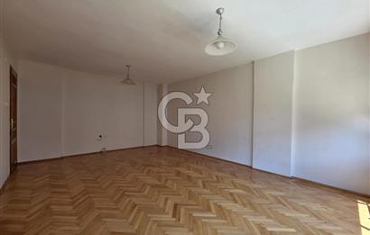 Bornova Süvari Caddesinde 2+1 Kiralık Daire