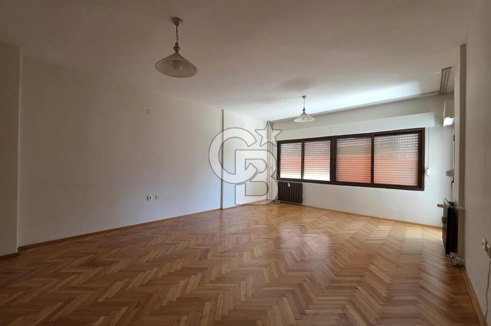 Bornova Süvari Caddesinde 2+1 Kiralık Daire