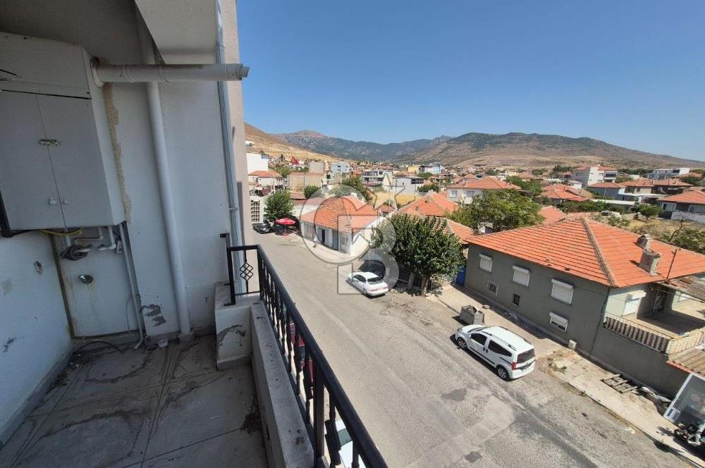 Aliağa Helvacı Ebeveyn Banyolu 3+1 Satılık Daire 