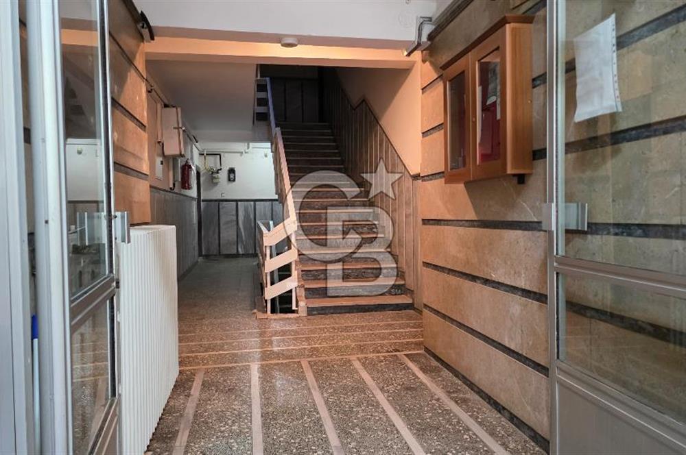 Ayrancı Yeşilyurt sk. | Full Yenilenmiş | Otoparklı | Temiz 2+1