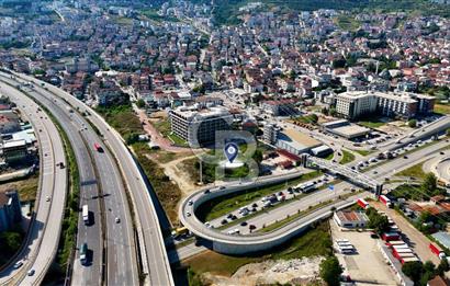 CB AKADEMİ KANDIRA YOLUNA CEPHE SATILIK REZİDANS ARSA HİSSESİ