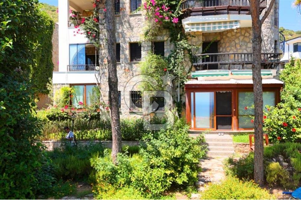 irem sitesi'nde satılık bahçe katı