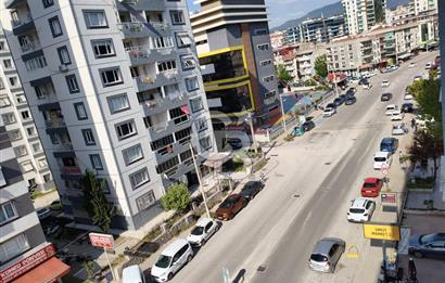 Buca'da Cadde Üzeri Merkezi Konumda Satılık 3+1 Daire