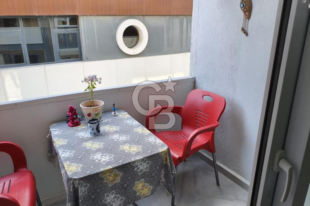 Buca'da Cadde Üzeri Merkezi Konumda Satılık 3+1 Daire