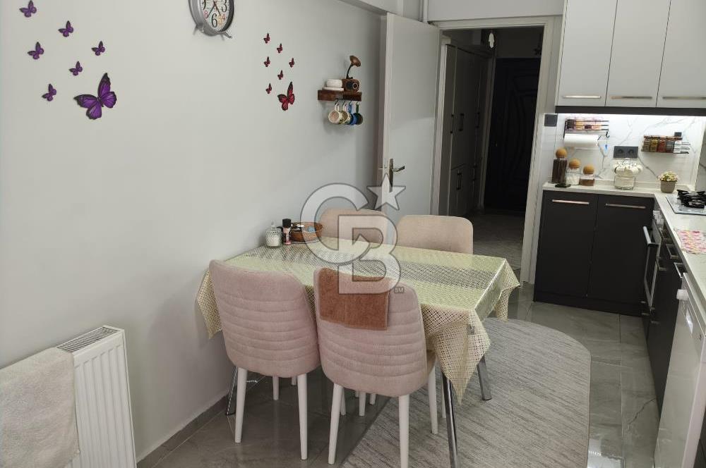 Buca'da Cadde Üzeri Merkezi Konumda Satılık 3+1 Daire