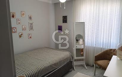 Buca'da Cadde Üzeri Merkezi Konumda Satılık 3+1 Daire