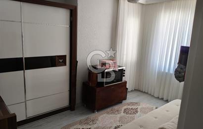 Buca'da Cadde Üzeri Merkezi Konumda Satılık 3+1 Daire