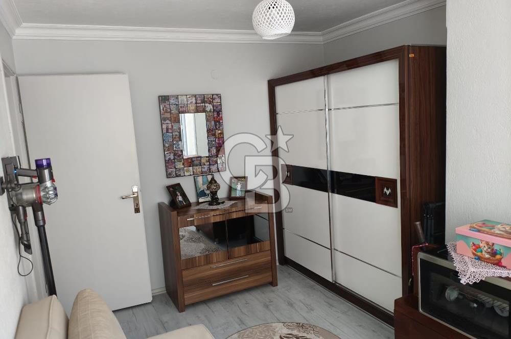 Buca'da Cadde Üzeri Merkezi Konumda Satılık 3+1 Daire