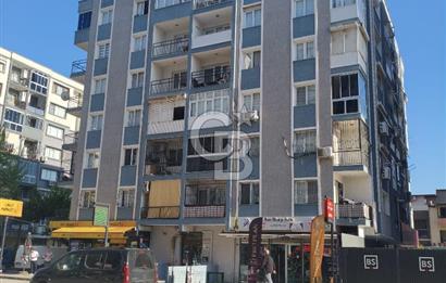 Buca'da Cadde Üzeri Merkezi Konumda Satılık 3+1 Daire