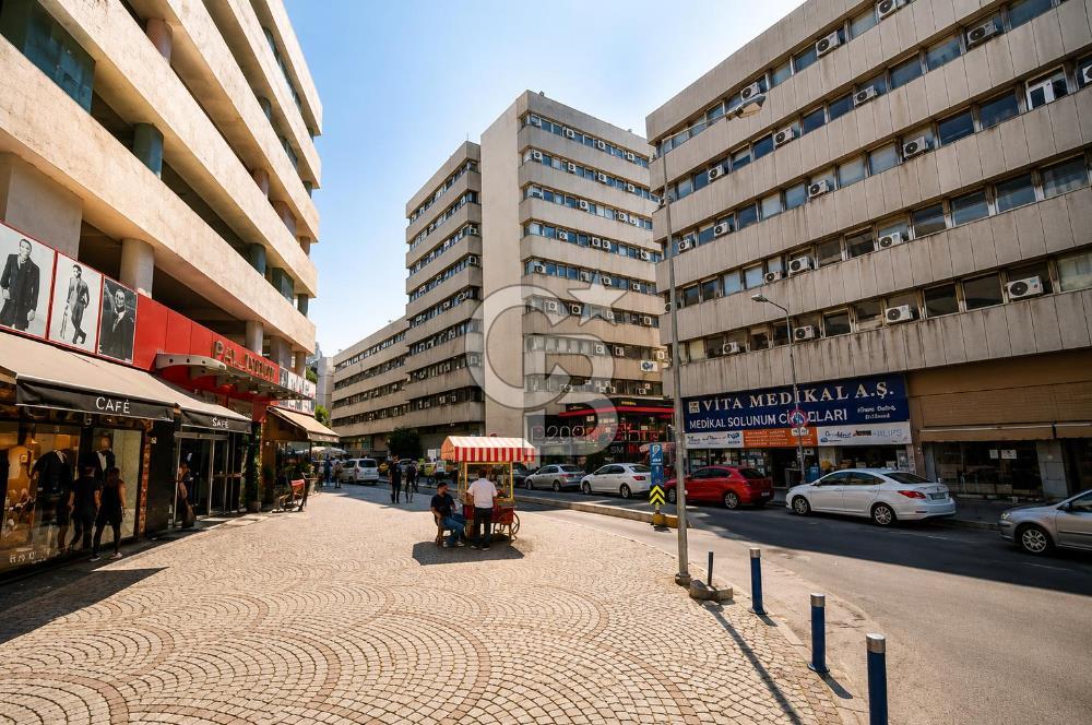 Konak YKM Arkası Yeni Binada Eşyalı Fırsat Ofis