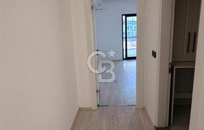 MERKEZİ KONUMDA ASKERİYE'YE YAKIN SATILIK 1+1