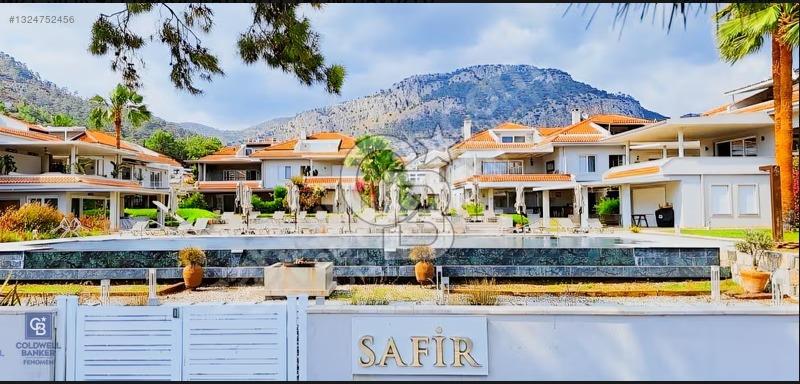 SAFİR EVLERİNDE DENİZE SIFIR 4+1 BAHÇE KATI ÖZEL YAPIM HAVUZLU