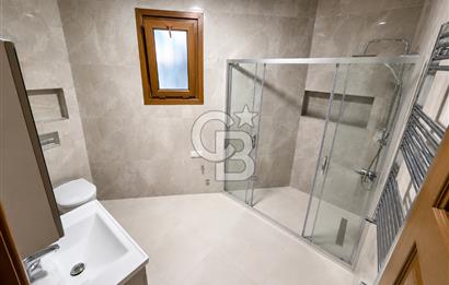 Küçükyalı Sahil'de Yenilenmiş 2+1 Bahçe Katı Net 70m2