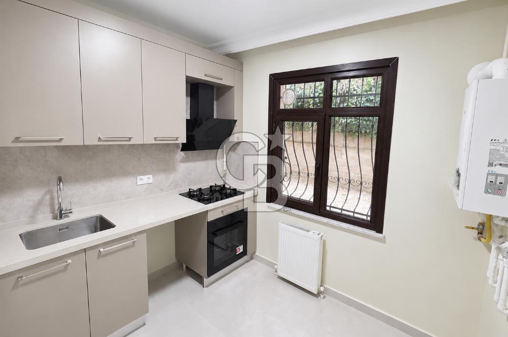 Küçükyalı Sahil'de Yenilenmiş 2+1 Bahçe Katı Net 70m2