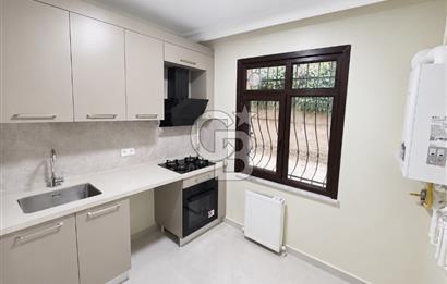 Küçükyalı Sahil'de Yenilenmiş 2+1 Bahçe Katı Net 70m2