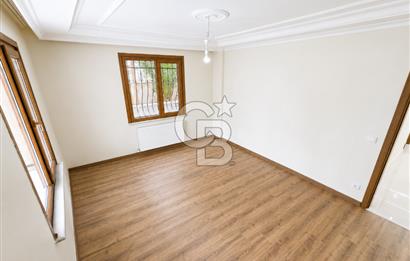 Küçükyalı Sahil'de Yenilenmiş 2+1 Bahçe Katı Net 70m2