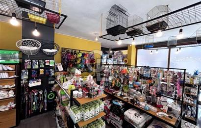 FORUM BORNOVA YAKINI MARKA TESCİLLİ PET SHOP