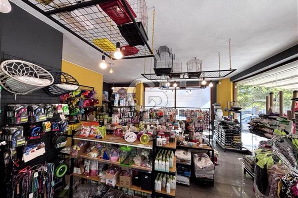 FORUM BORNOVA YAKINI MARKA TESCİLLİ PET SHOP