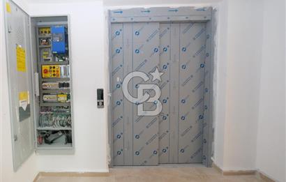 VEDİK OSB OTO 88'DE HAVALANDIRMACILAR CADDESİNDE SATILIK BİNA