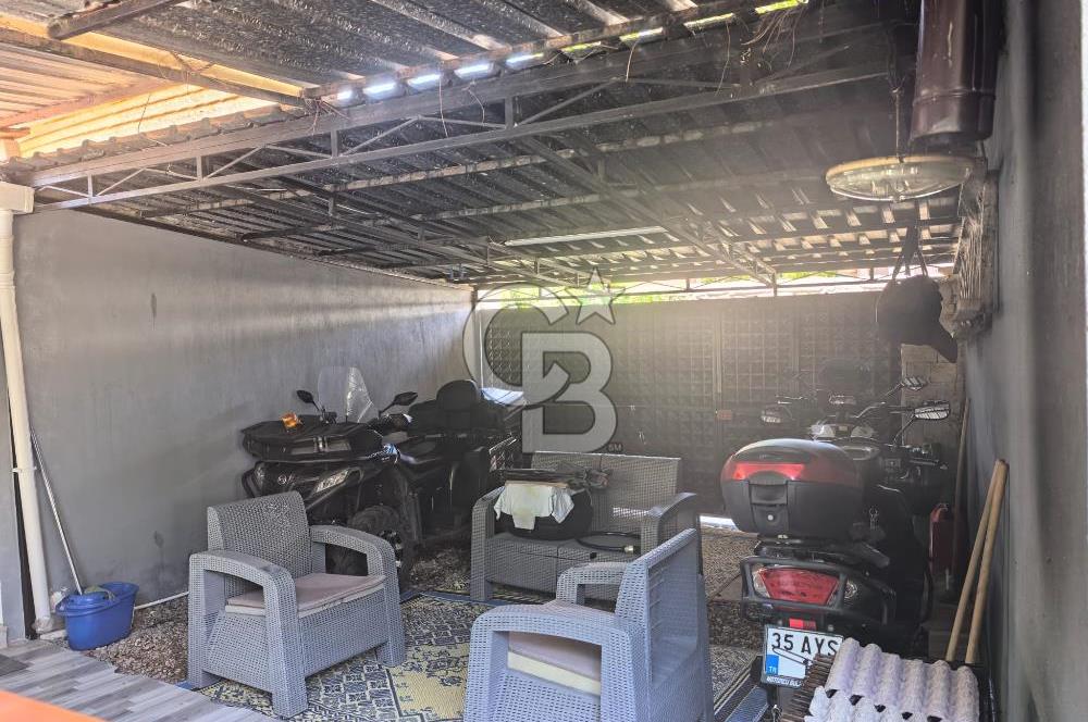 Bir Ev İçinde 3 Ev - Yeni Foça Merkezde Satılık Müstakil