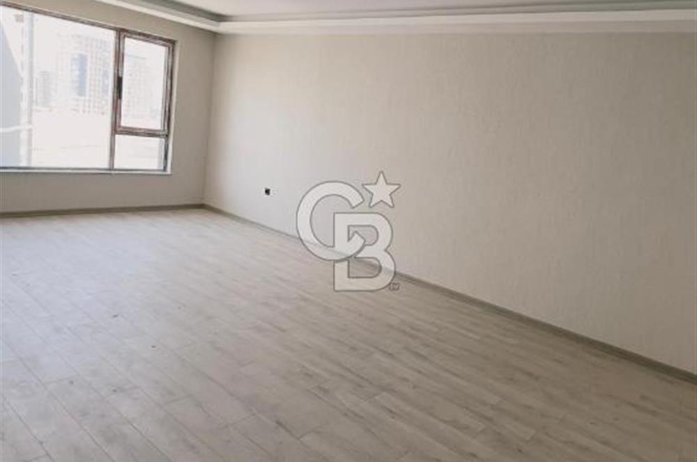 Atatürk Orman Çiftliği Manzaralı Geniş ve Lüks 4+1 Satılık Daire