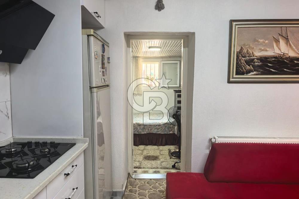 Bir Ev İçinde 3 Ev - Yeni Foça Merkezde Satılık Müstakil