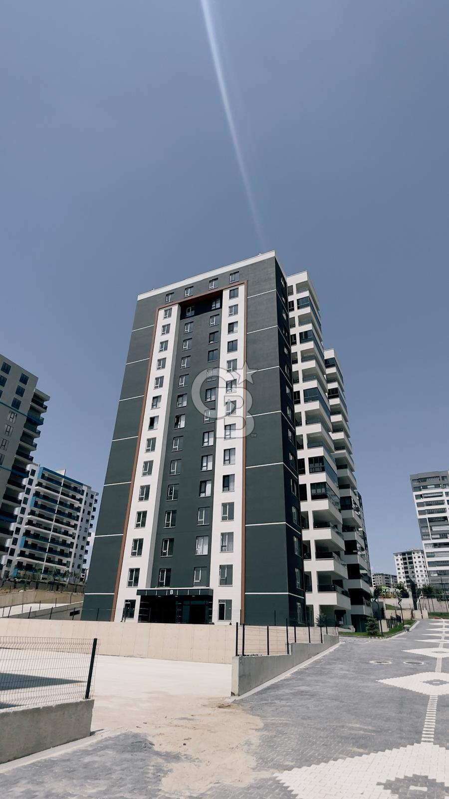 CUMHURİYET MAH. HİFA KONUTLARI’NDA LÜKS MANZARALI 4+1 SATILIK 