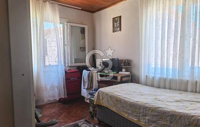 Bir Ev İçinde 3 Ev - Yeni Foça Merkezde Satılık Müstakil
