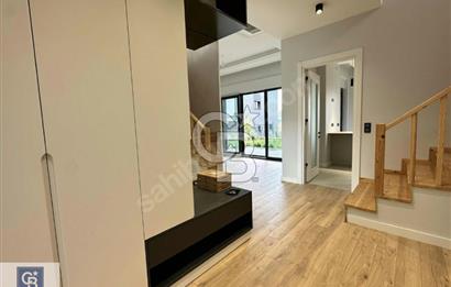 Satılık Özel Bahçeli Müstakil Yüksek Donatılı 4+1 Tripleks Villa
