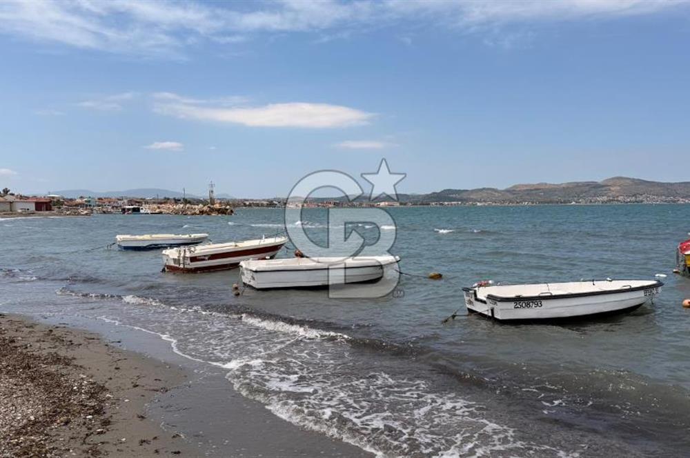 Urla Kalabak'ta Yüksek Kira Getirili Deniz Manzaralı Bina
